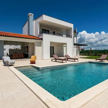 Vila Jan Valbandon